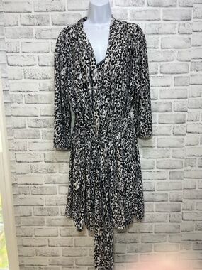 Delta Burke Animal Print Slip Gown & Robe Set 1X